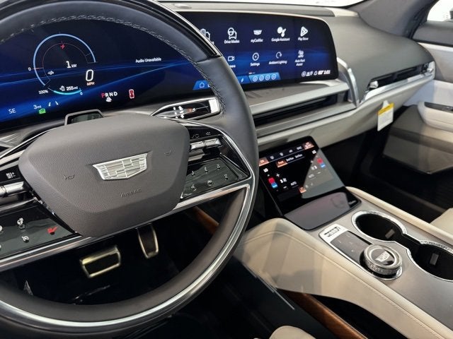 2026 Cadillac VISTIQ Luxury