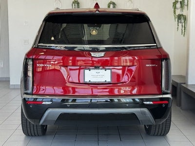 2026 Cadillac VISTIQ Luxury