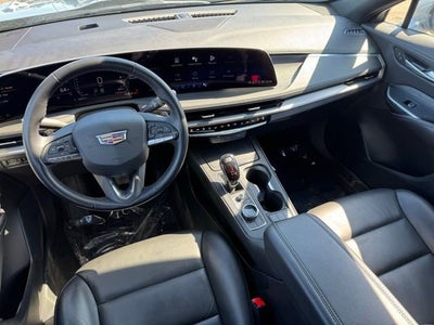 2025 Cadillac XT4 Premium Luxury