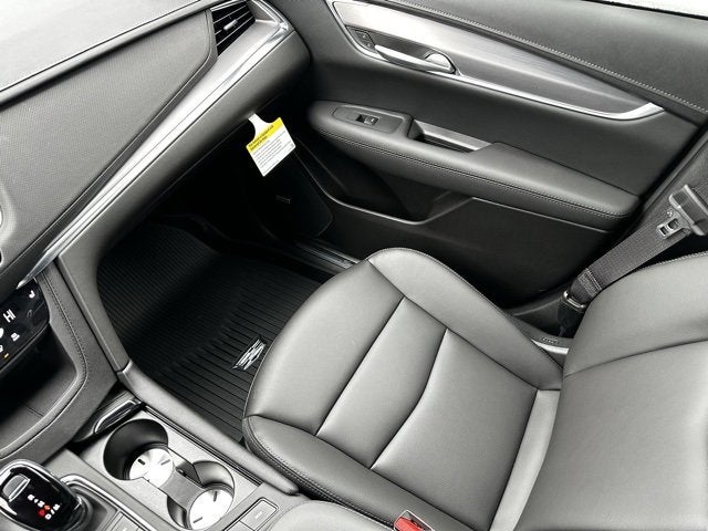 2025 Cadillac XT5 Luxury