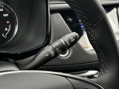 2025 Cadillac XT5 Luxury