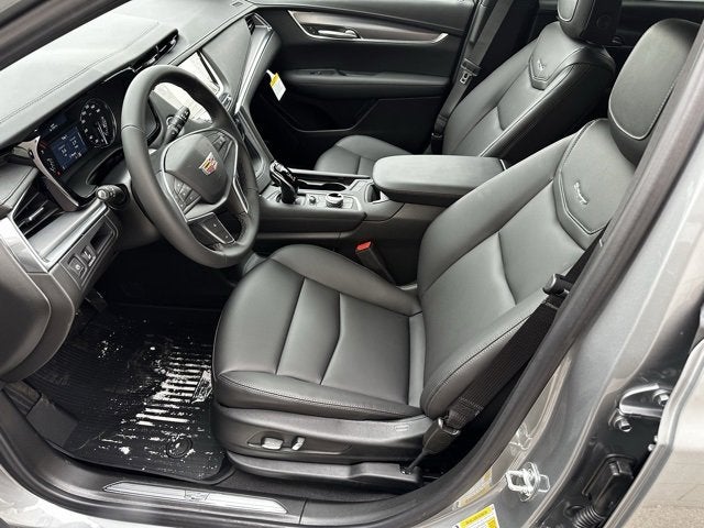 2025 Cadillac XT5 Luxury