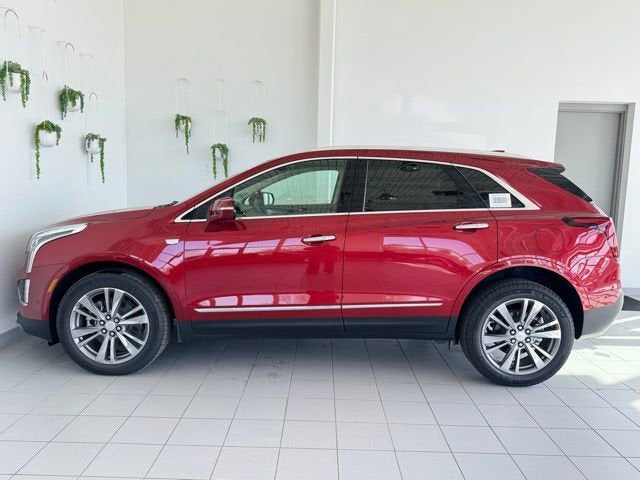 2026 Cadillac XT5 Premium Luxury