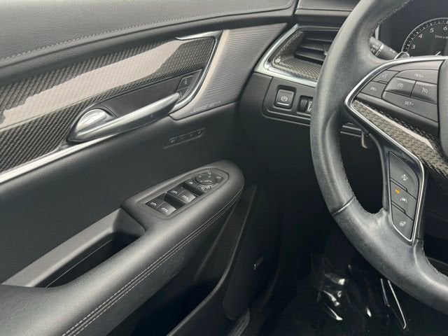2021 Cadillac XT5 AWD Sport