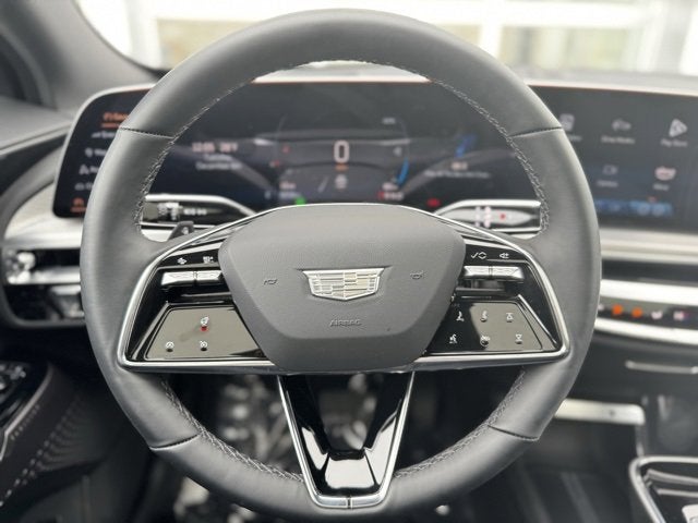 2025 Cadillac LYRIQ Luxury 1