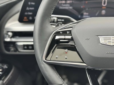 2025 Cadillac LYRIQ Luxury 1