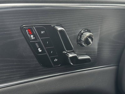 2025 Cadillac LYRIQ Luxury 1