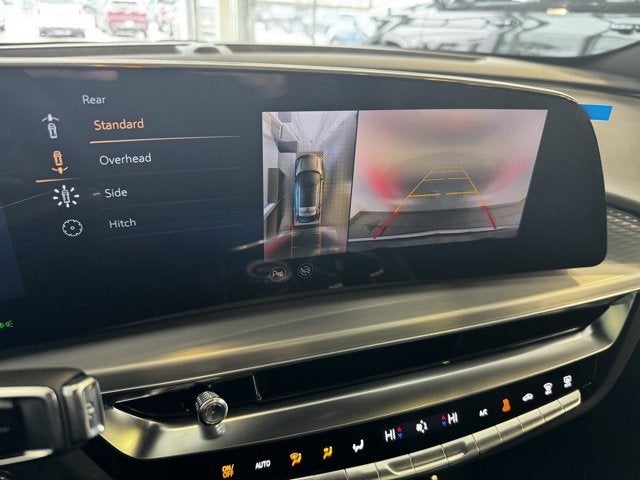 2025 Cadillac LYRIQ Luxury 1