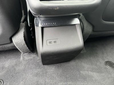 2025 Cadillac LYRIQ Luxury 1