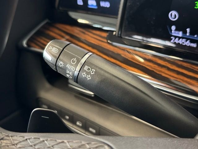 2023 Cadillac Escalade ESV Premium Luxury