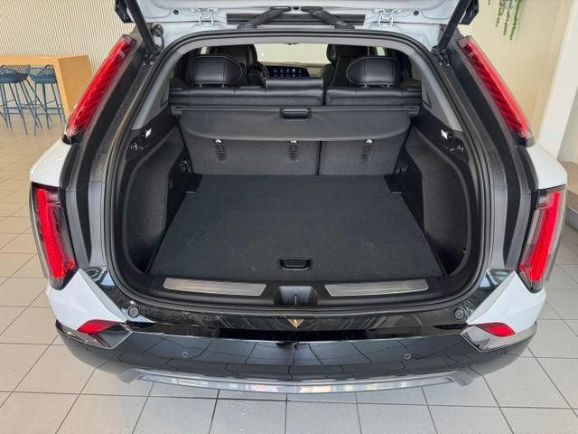 2027 Cadillac OPTIQ Premium Sport